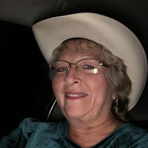 Meet your Posher, Rita